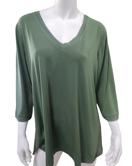 Aza Curvy Top - Olive Green