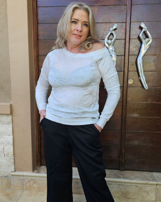 Akili Top - White velvet