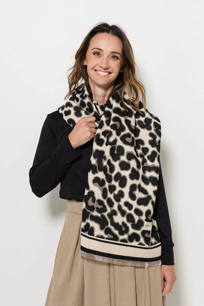 Lazy Leopard Print Wrap - Black