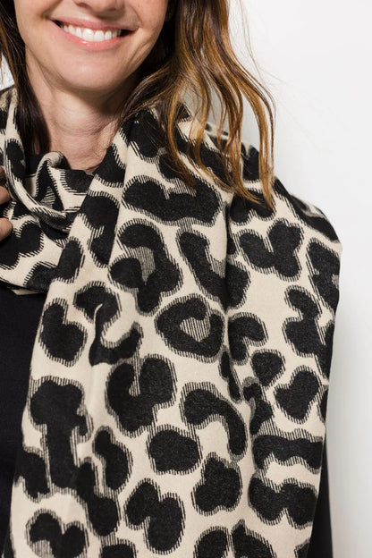 Lazy Leopard Print Wrap - Black
