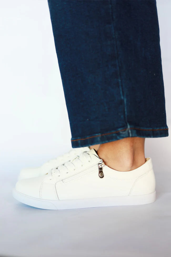 Breezy White Leather Sneaker