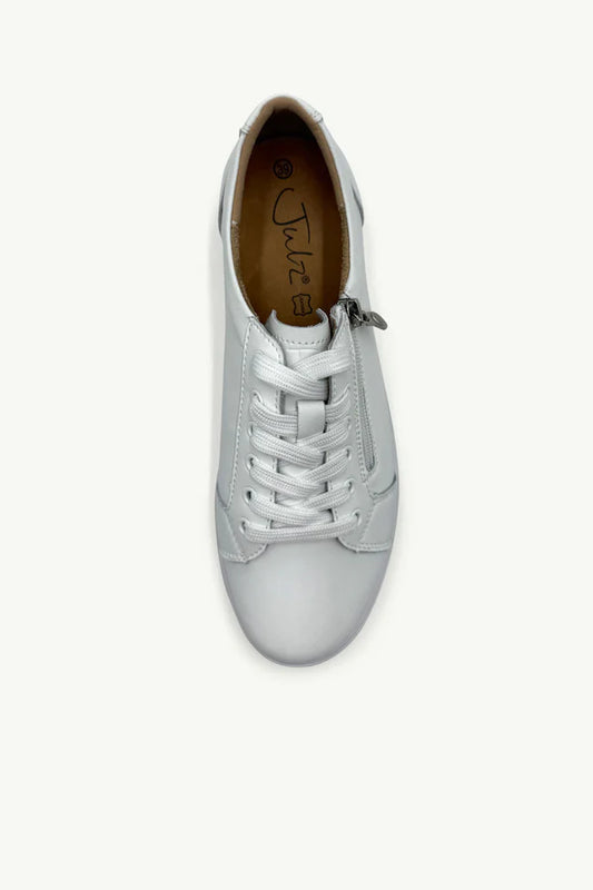 Breezy White Leather Sneaker