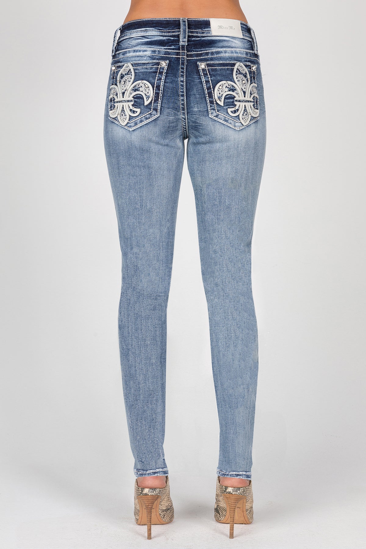 Fleur De Paisley