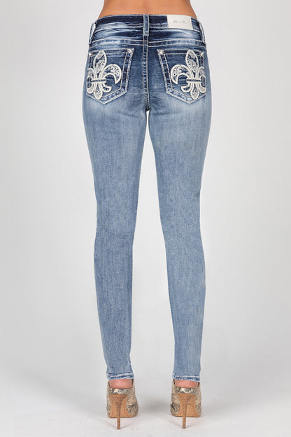 Fleur De Paisley