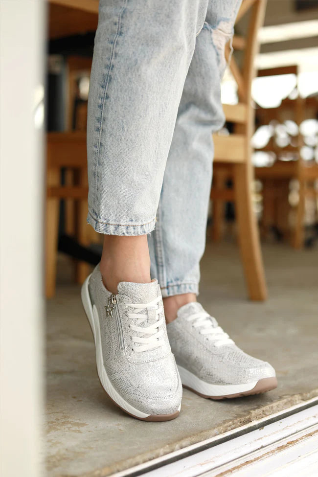 Nina Leather Sneaker - Silver Snake