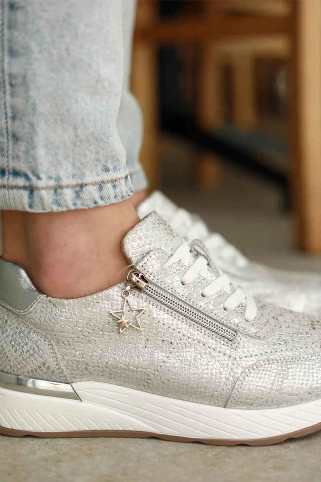 Nina Leather Sneaker - Silver Snake