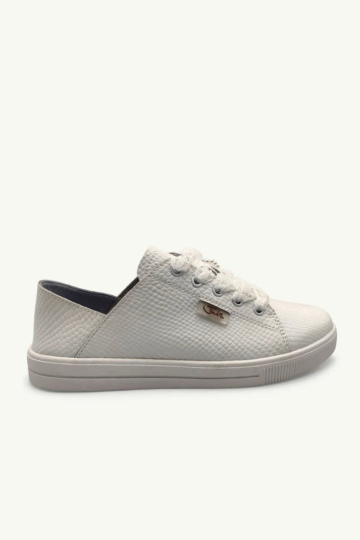 Vicki - White Pebble Leather Sneaker