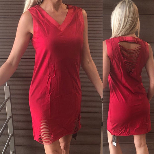 Sleevless Dress with detail